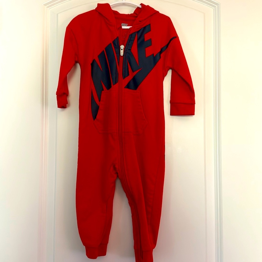 Nike long sleeve bodysuit- 18m
